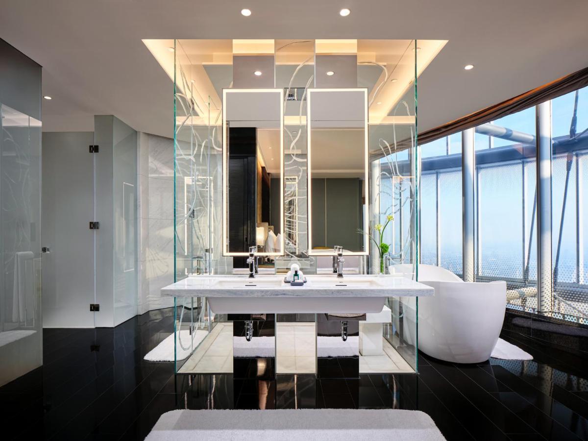 J Hotel, Shanghai Tower - Above All Else, Overlooking The Bund Bagian luar foto