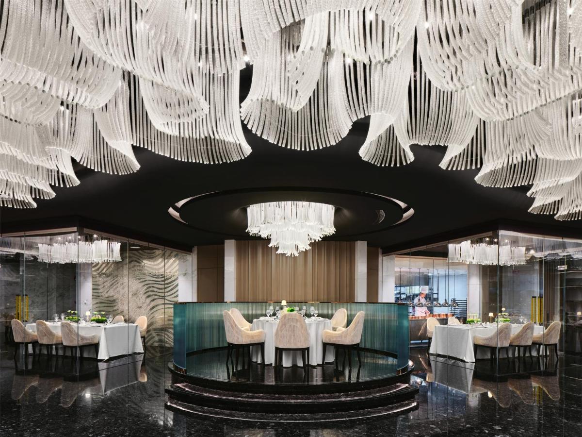 J Hotel, Shanghai Tower - Above All Else, Overlooking The Bund Bagian luar foto