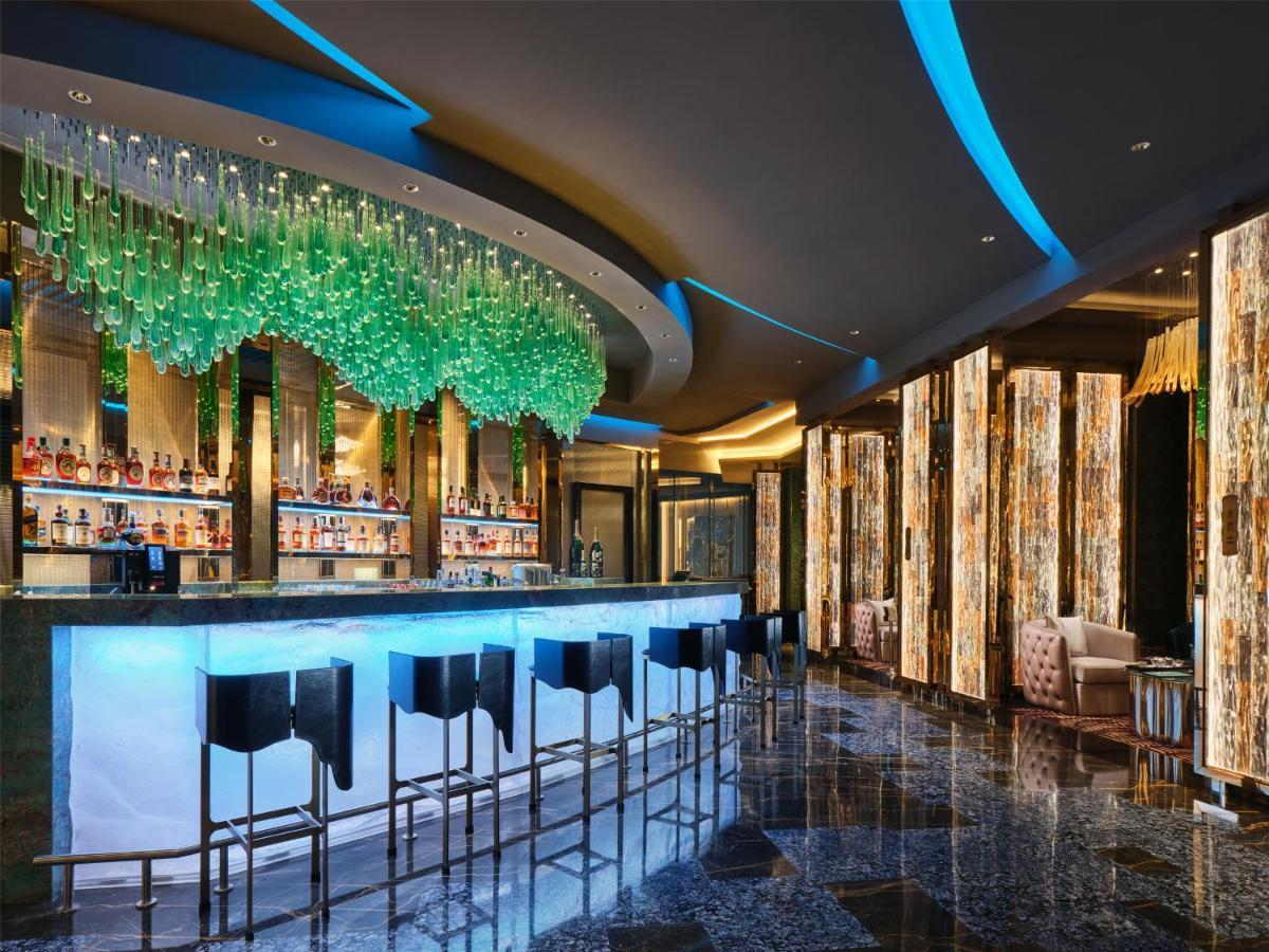 J Hotel, Shanghai Tower - Above All Else, Overlooking The Bund Bagian luar foto
